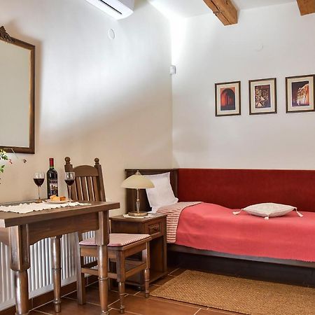 Szin-Es Vendeghaz Bed & Breakfast แซนแตช ภายนอก รูปภาพ