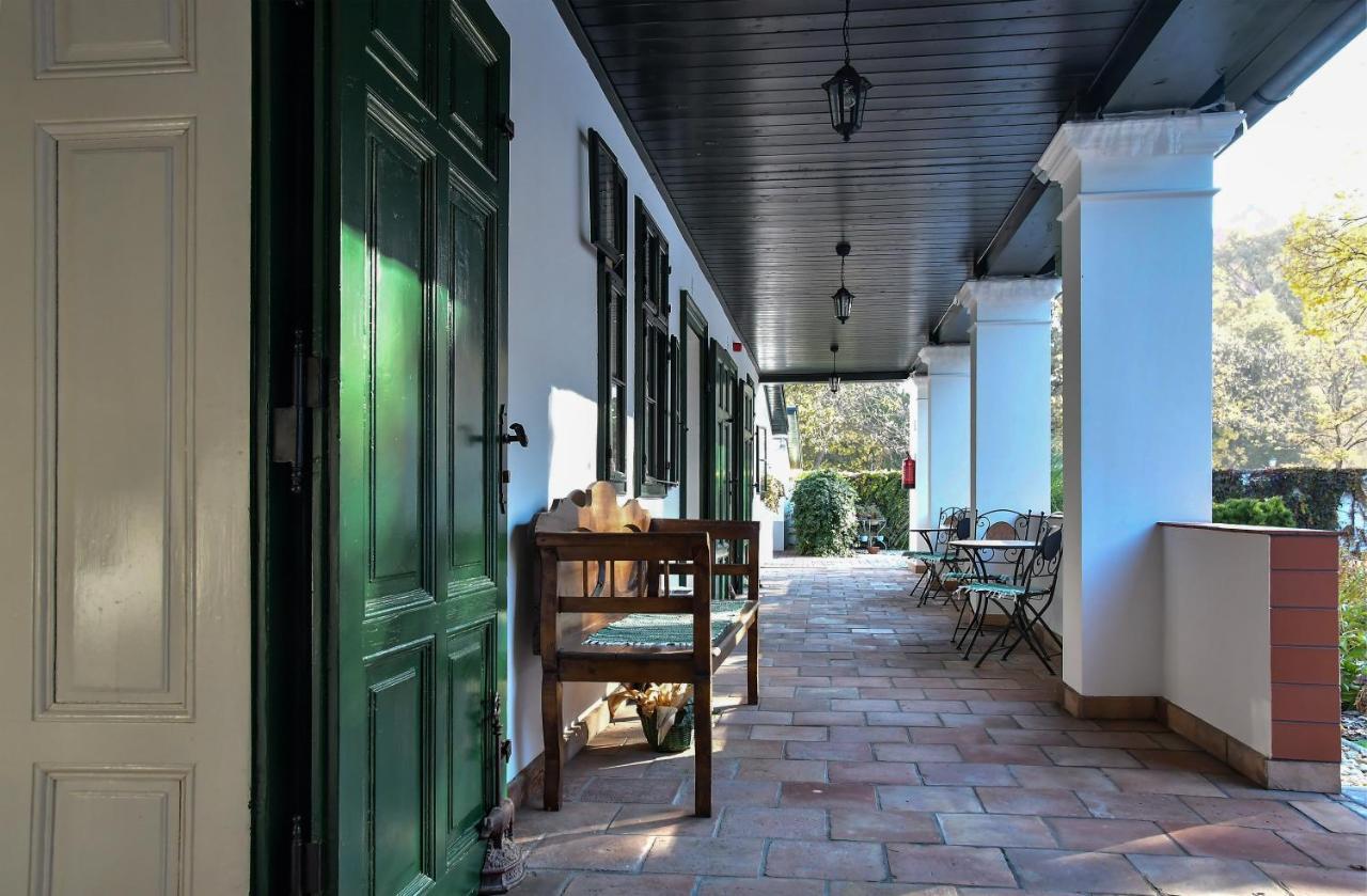 Szin-Es Vendeghaz Bed & Breakfast แซนแตช ภายนอก รูปภาพ