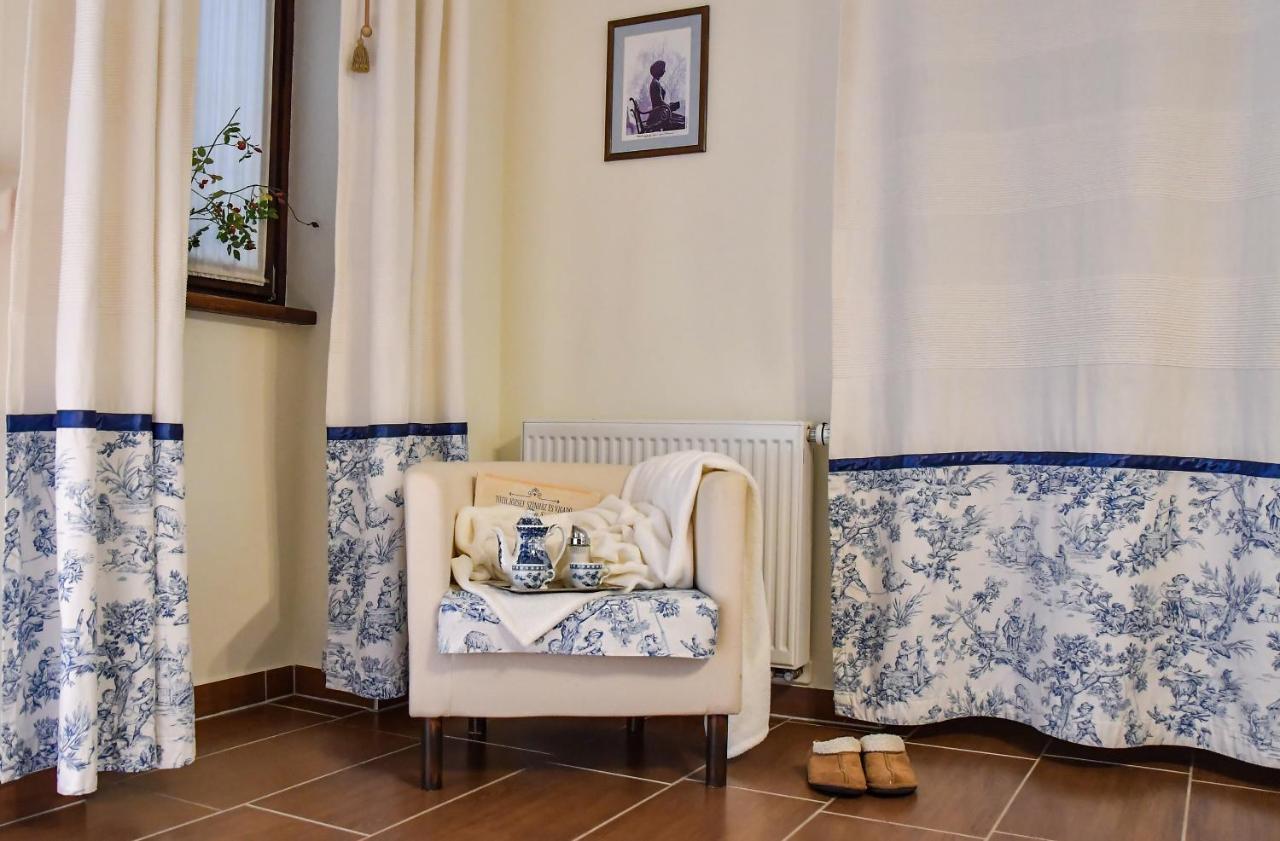 Szin-Es Vendeghaz Bed & Breakfast แซนแตช ภายนอก รูปภาพ